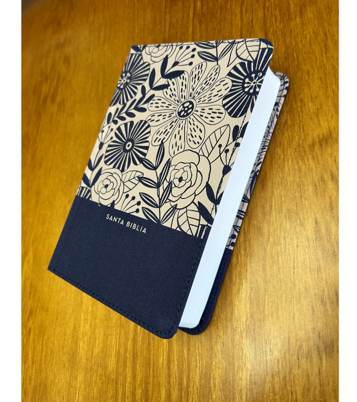Biblia Letra Grande, Tamaño Compacto, Tapa Dura/Tela, Azul Floral